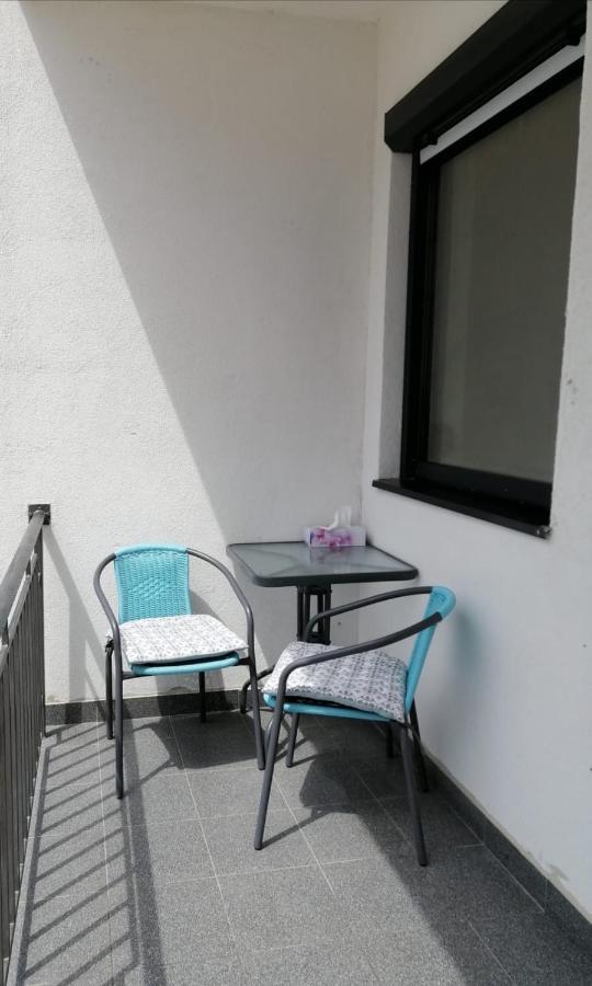 Nemo Apartment นาโวดาริ ภายนอก รูปภาพ